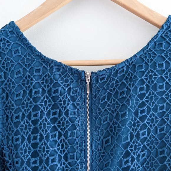 Ricki's Sleeveless Teal Lace Dress, Size 8 - Picture 4 of 6